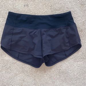 Perfect condition LULULEMON speed up 2.5 in shorts